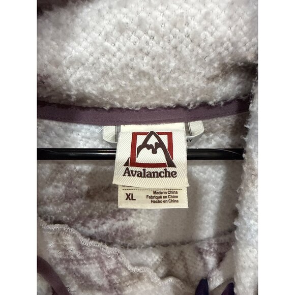 This is an Avalanche Outdoor Supply Co. fleece jacket. - Picture 2 of 3